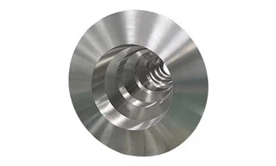 Divovski prstenovi od titana